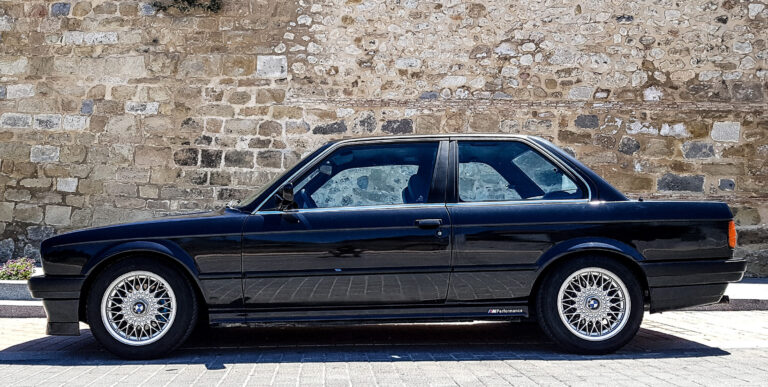 Mis coches: BMW E30 318is (1990)
