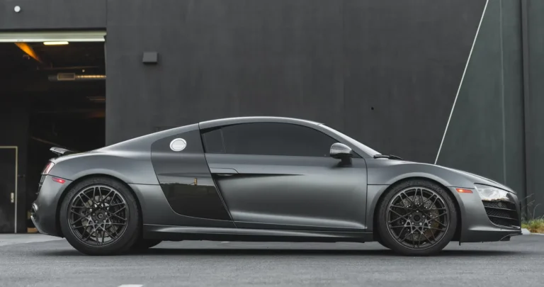Audi R8 4.2 FSI V8 (42)