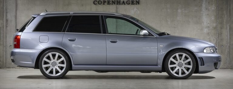 Audi RS4 Avant (B5)